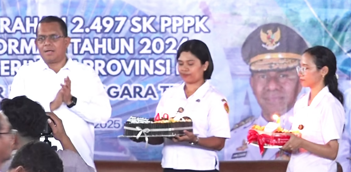 hut-gubernur-ntt-serahterima-sk-pppkth2-ntt